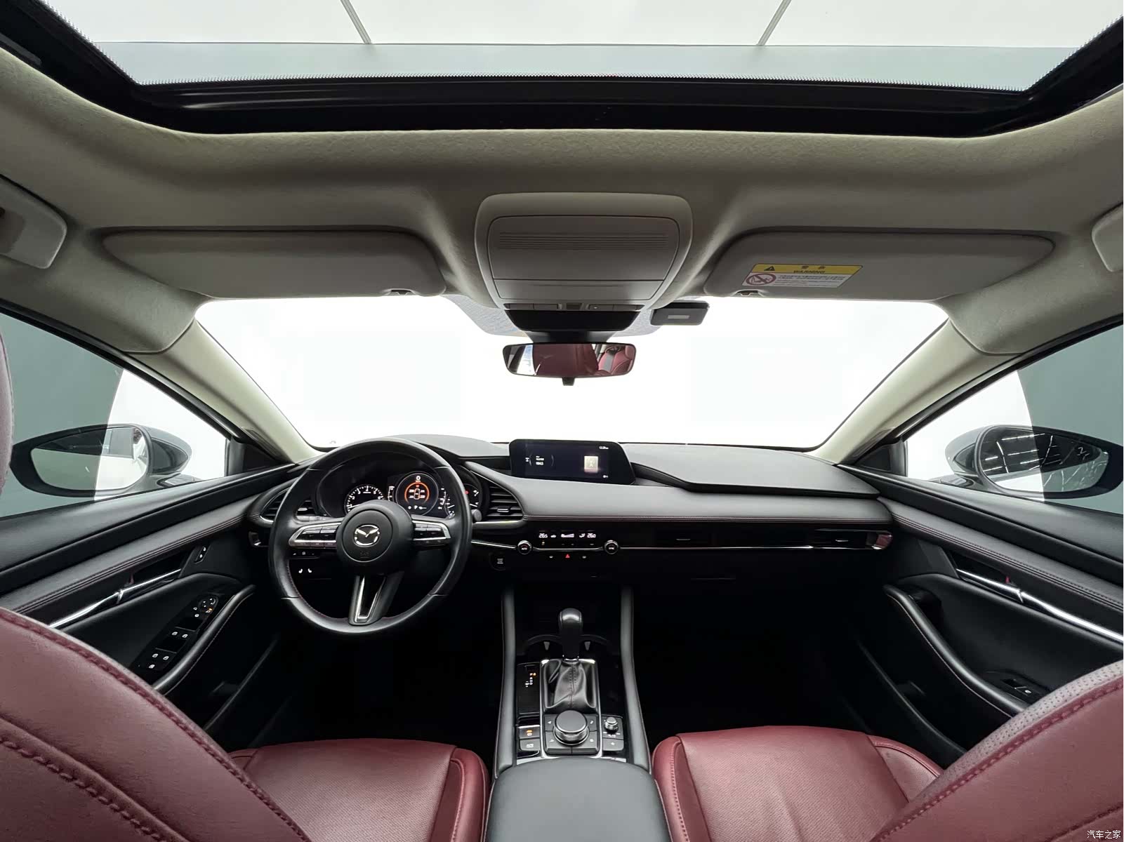 Mazda Mazda3, 2022 11