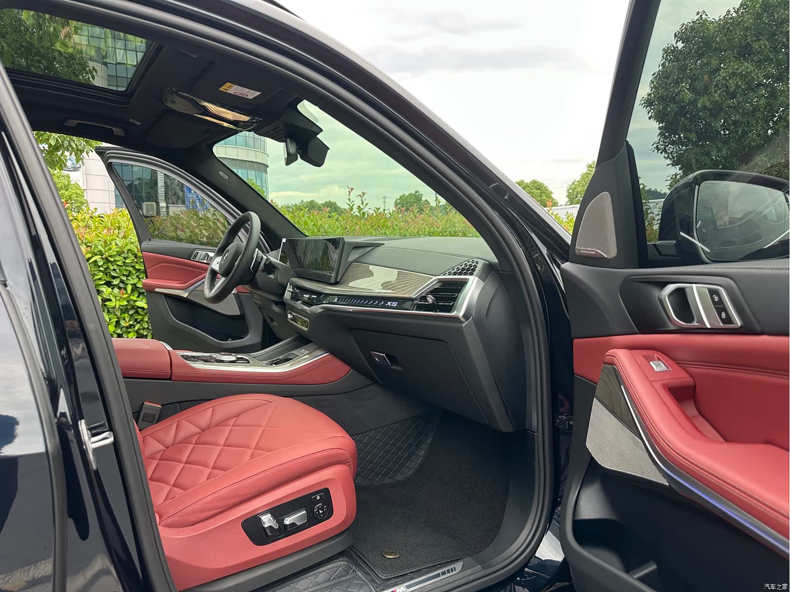 BMW X5, 2026 11