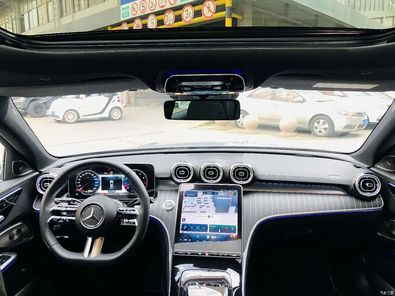 Mercedes-Benz C-Class, 2023 10