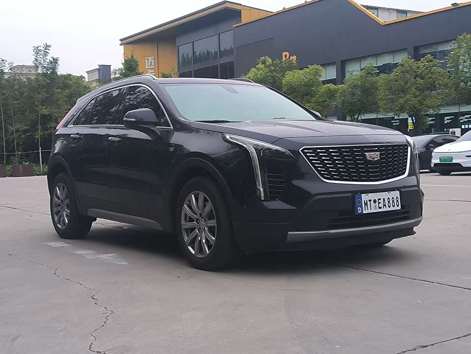 Cadillac XT4