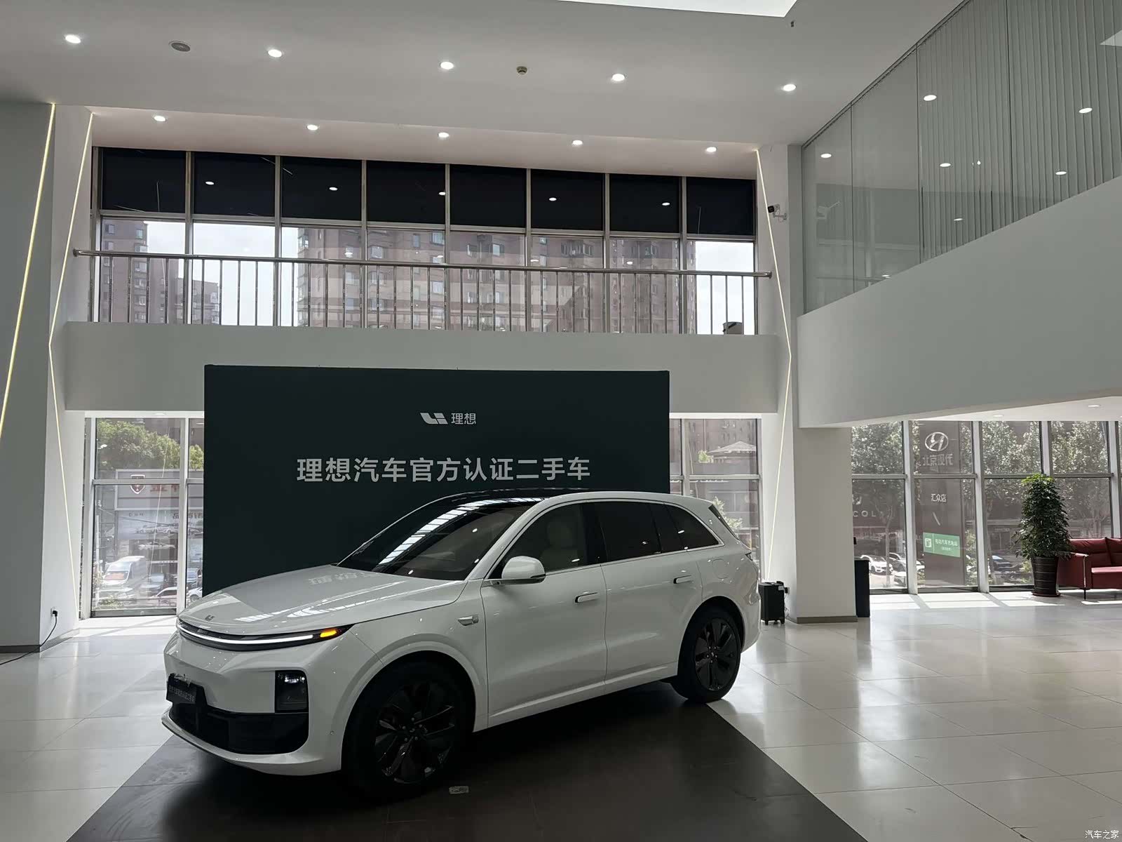 Li Auto L6, 2025 1