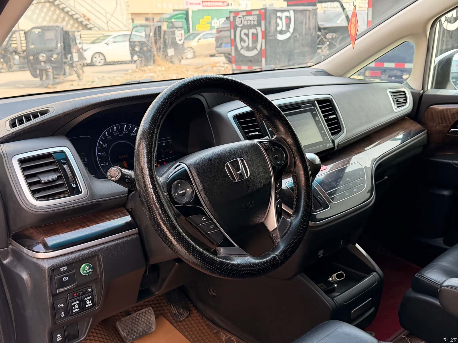 Honda Odyssey, 2015 10