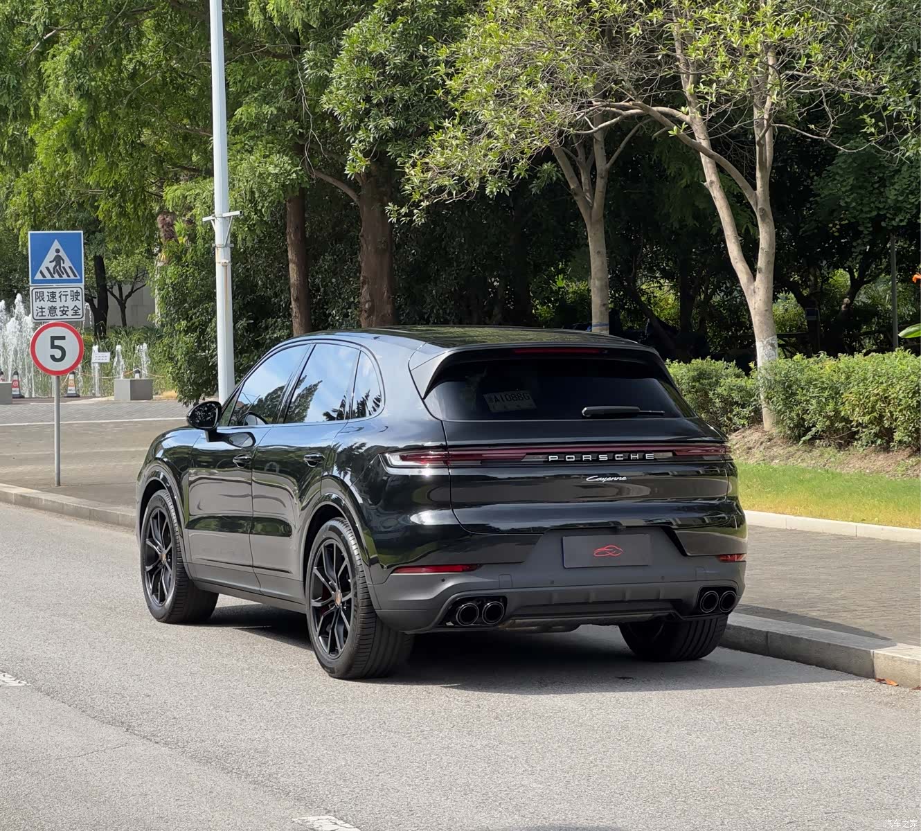 Porsche Cayenne, 2025 все фото