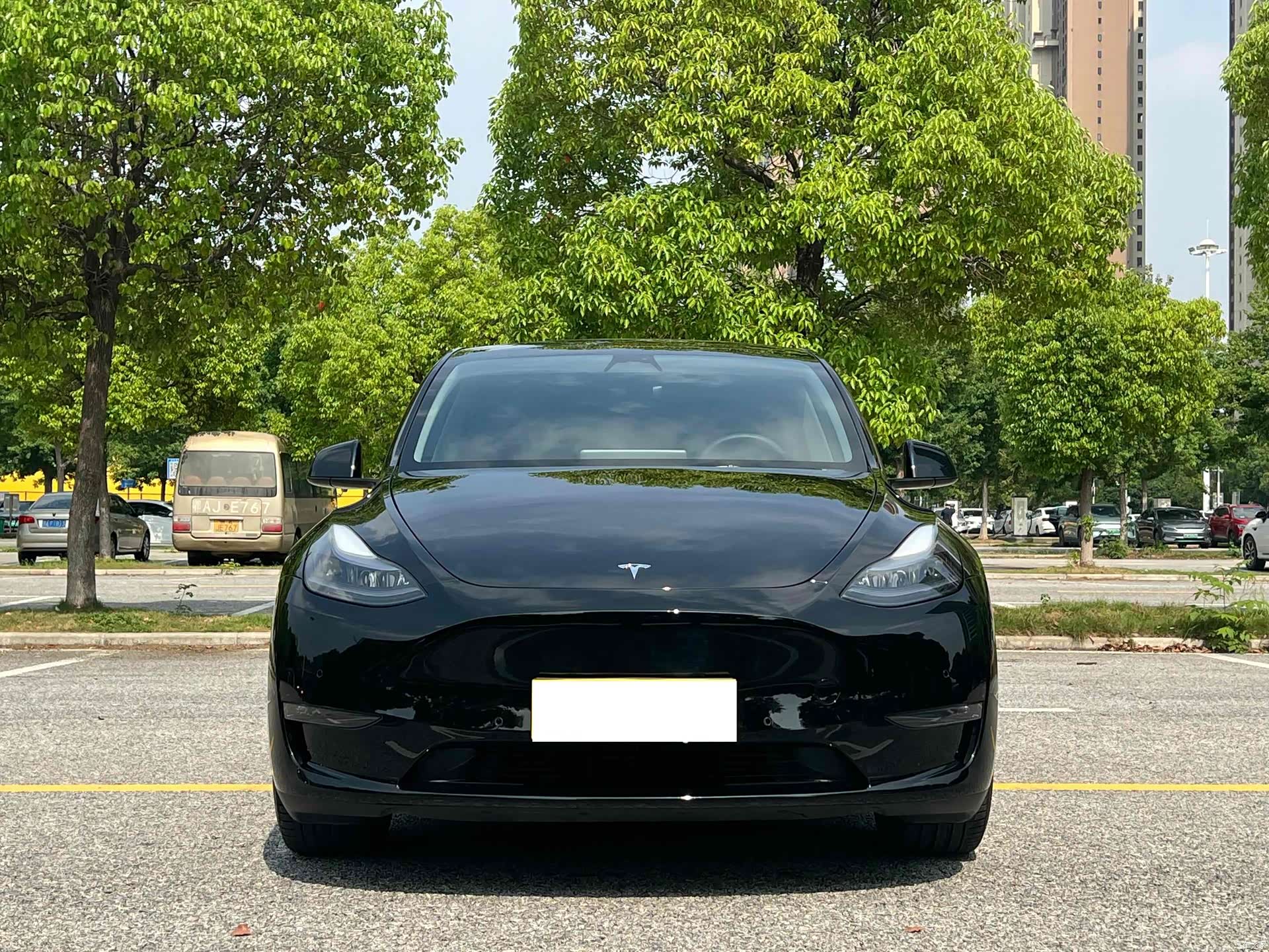 Tesla Model Y, 2023 2