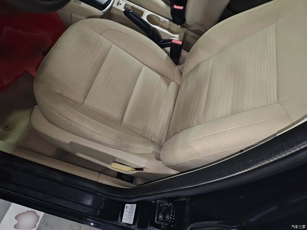 Ford Focus, 2014 15