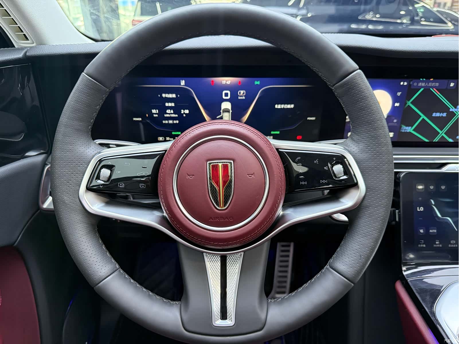 Hongqi E-HS9, 2023 9