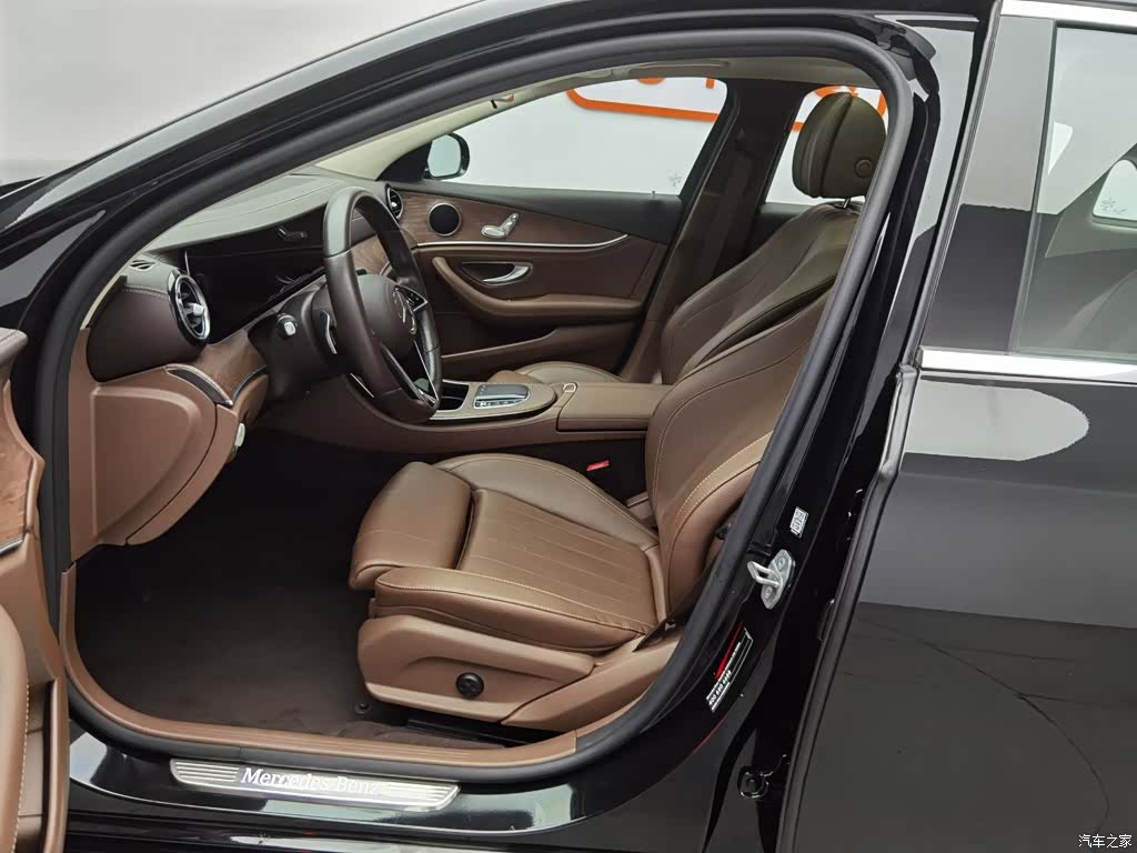 Mercedes-Benz E-Class, 2021 10