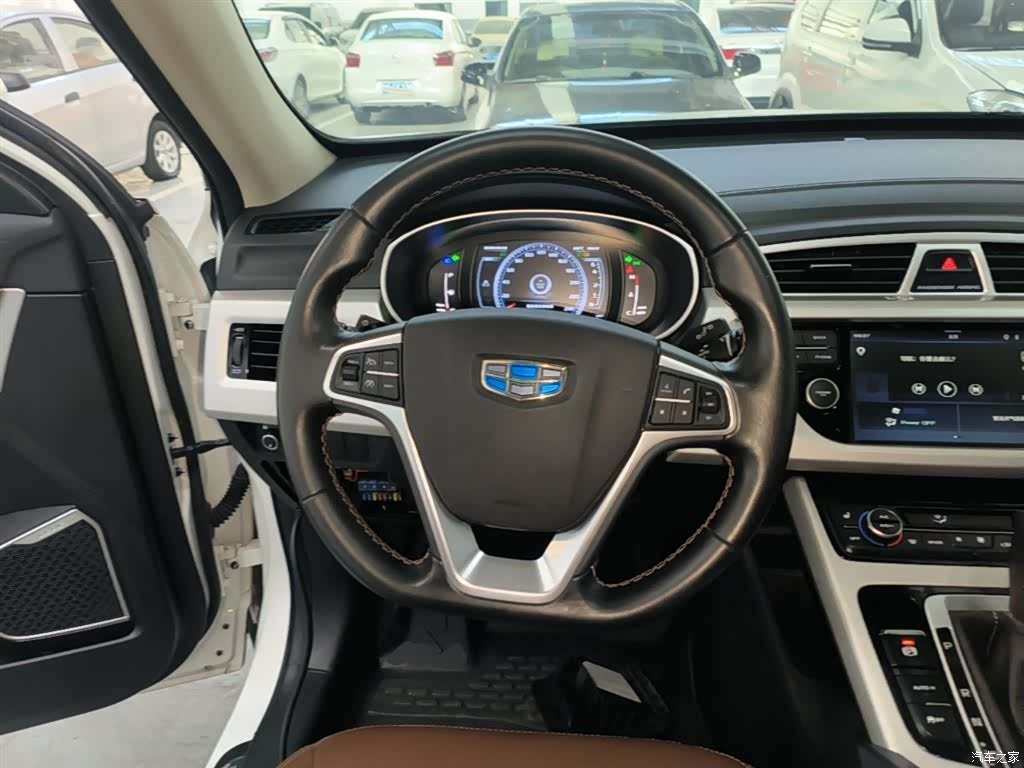 Geely Boyue, 2017 11