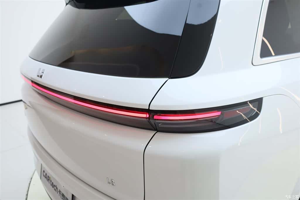 Li Auto L8, 2026 12