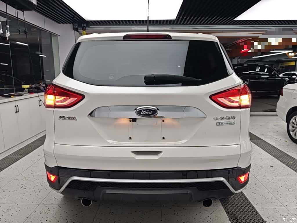 Ford Kuga, 2016 6