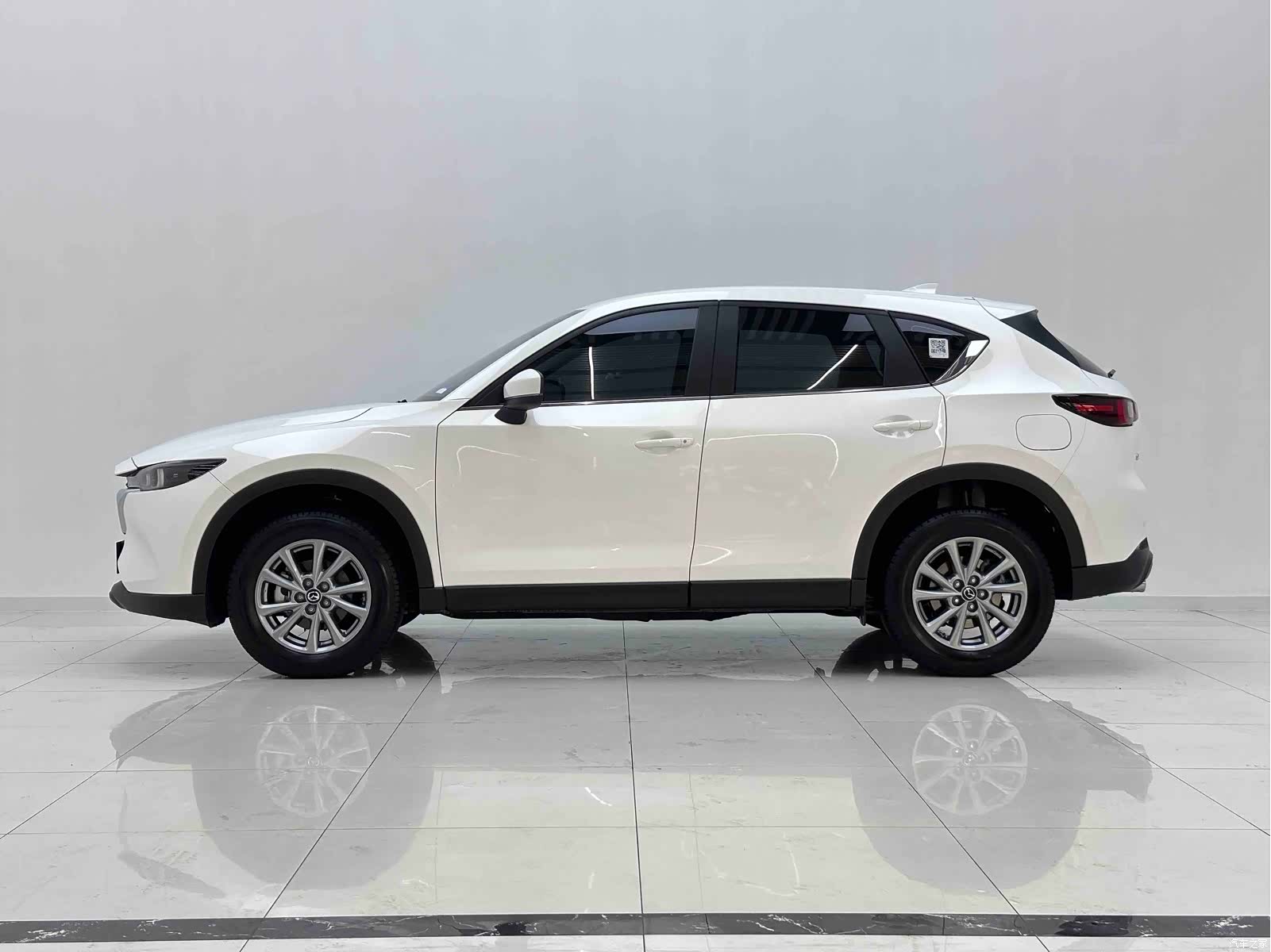 Mazda CX-5, 2025 все фото