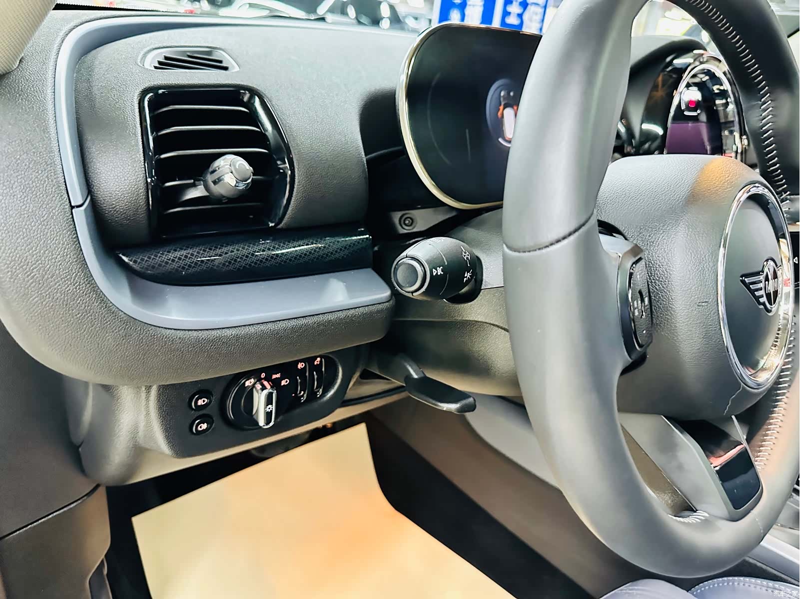 Mini Clubman, 2021 32