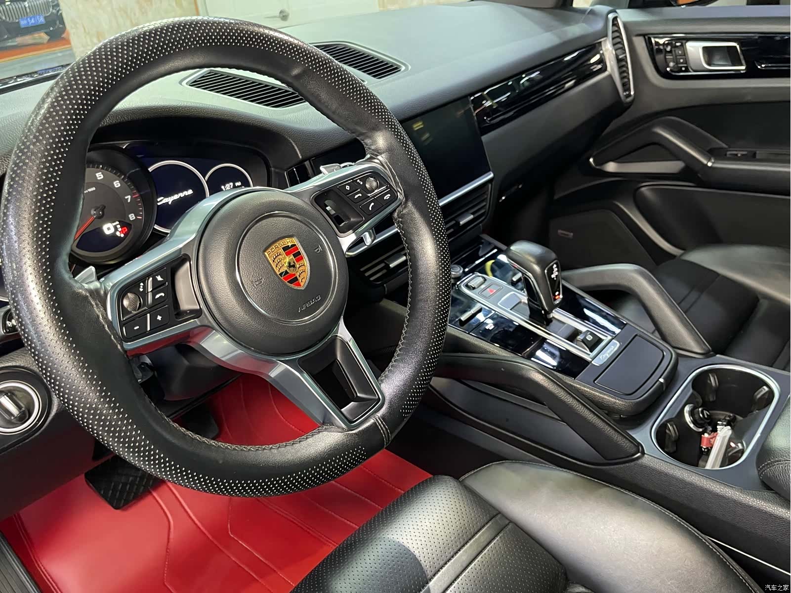 Porsche Cayenne, 2019 9