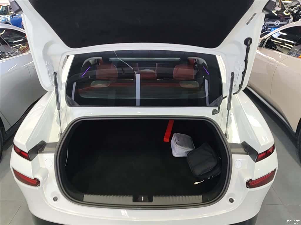 Xpeng P7, 2020 19