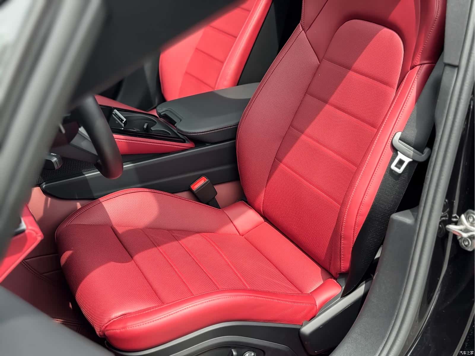 Porsche Panamera, 2025 9