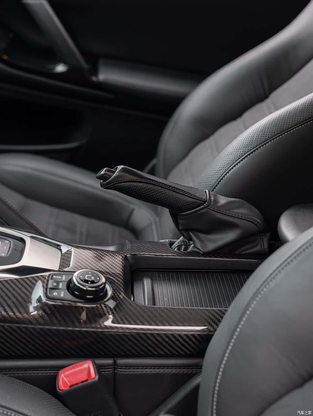 Nissan GT-R, 2018 17