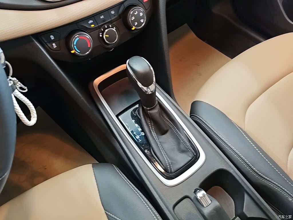 Chevrolet 320, 2022 14