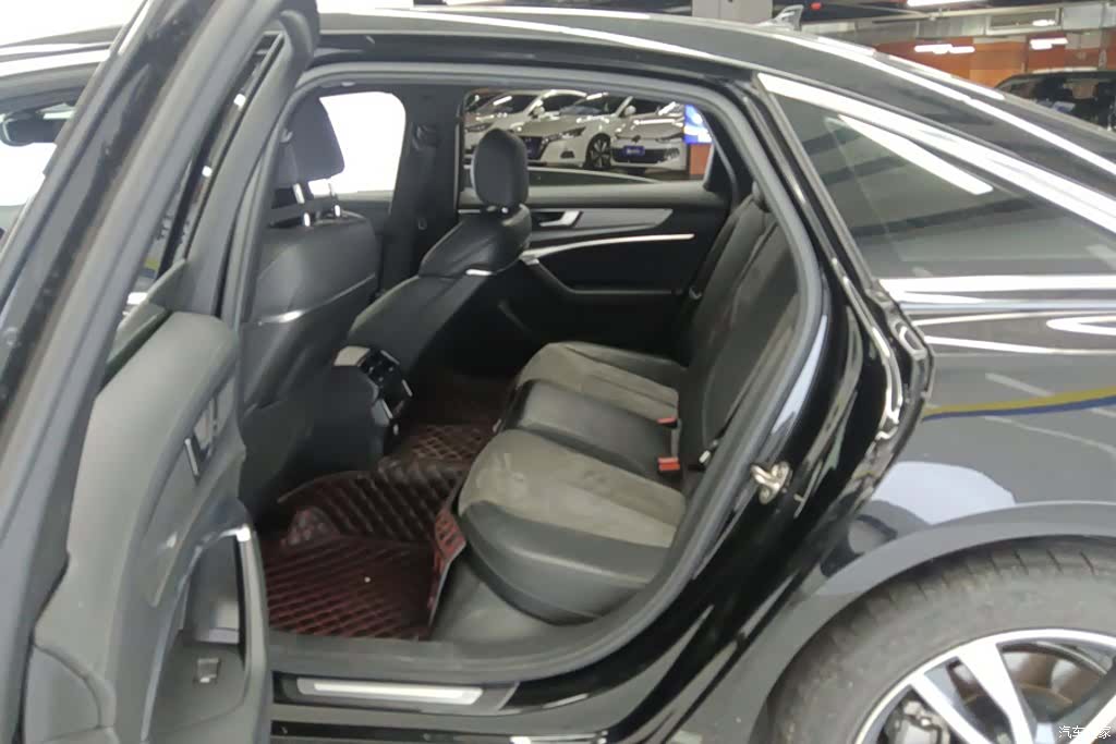 Audi A6L, 2020 11