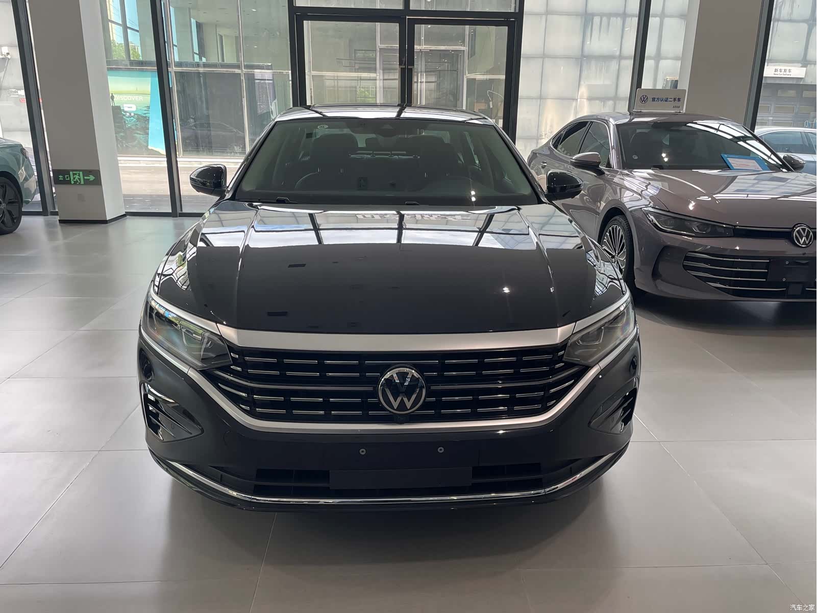 Volkswagen Passat, 2025 2