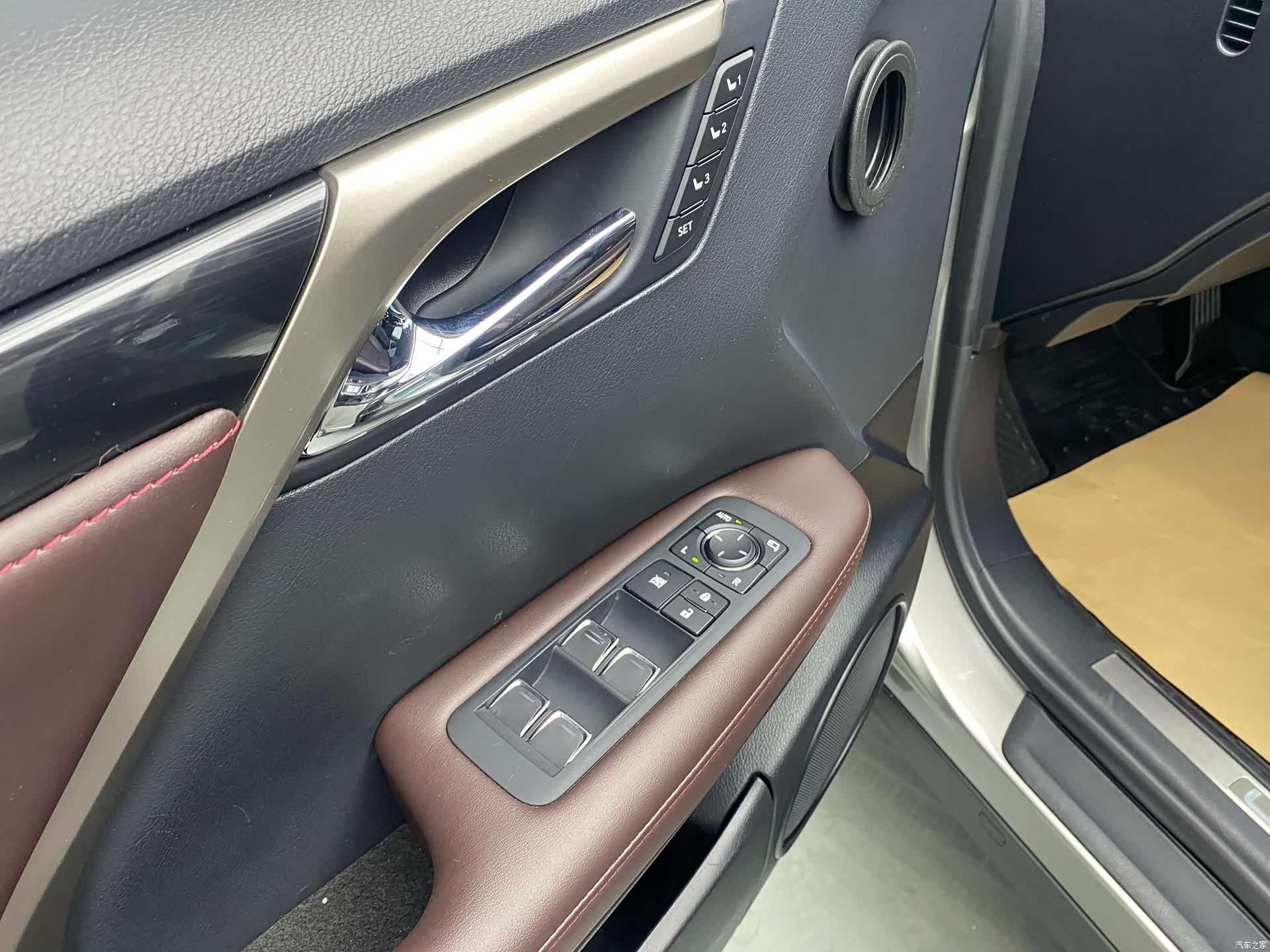 Lexus RX, 2020 30