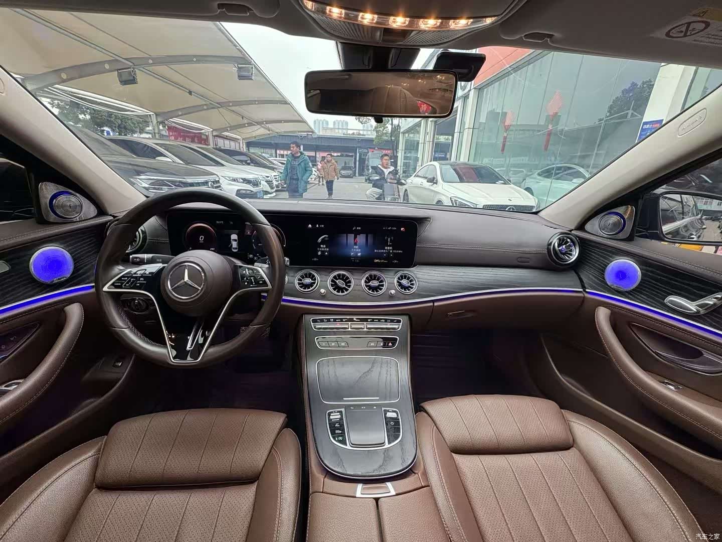 Mercedes-Benz E-Class, 2022 4