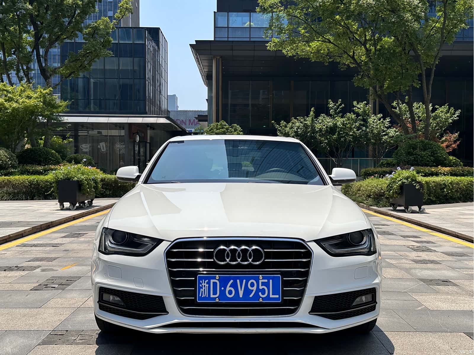 Audi A4L, 2016 2