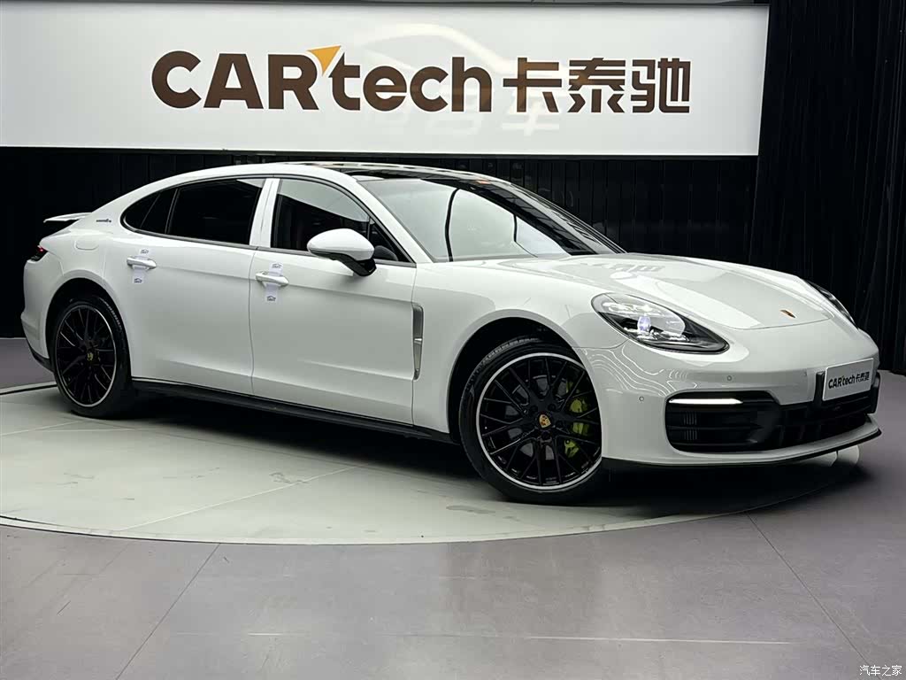 Porsche Panamera, 2023 9