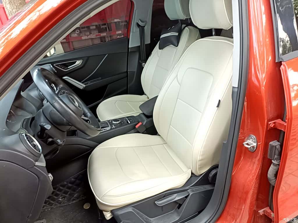 Audi Q2L, 2020 15