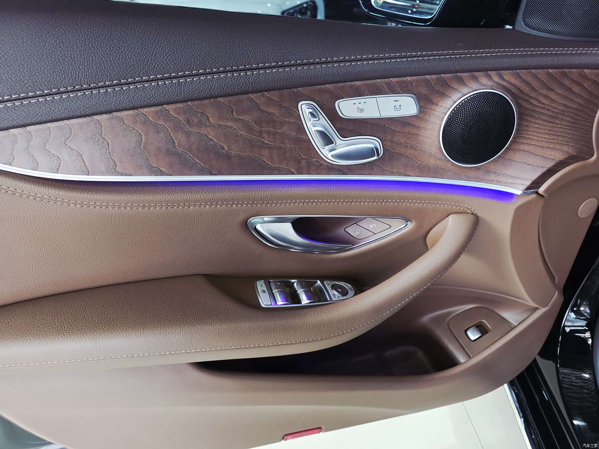 Mercedes-Benz E-Class, 2021 4