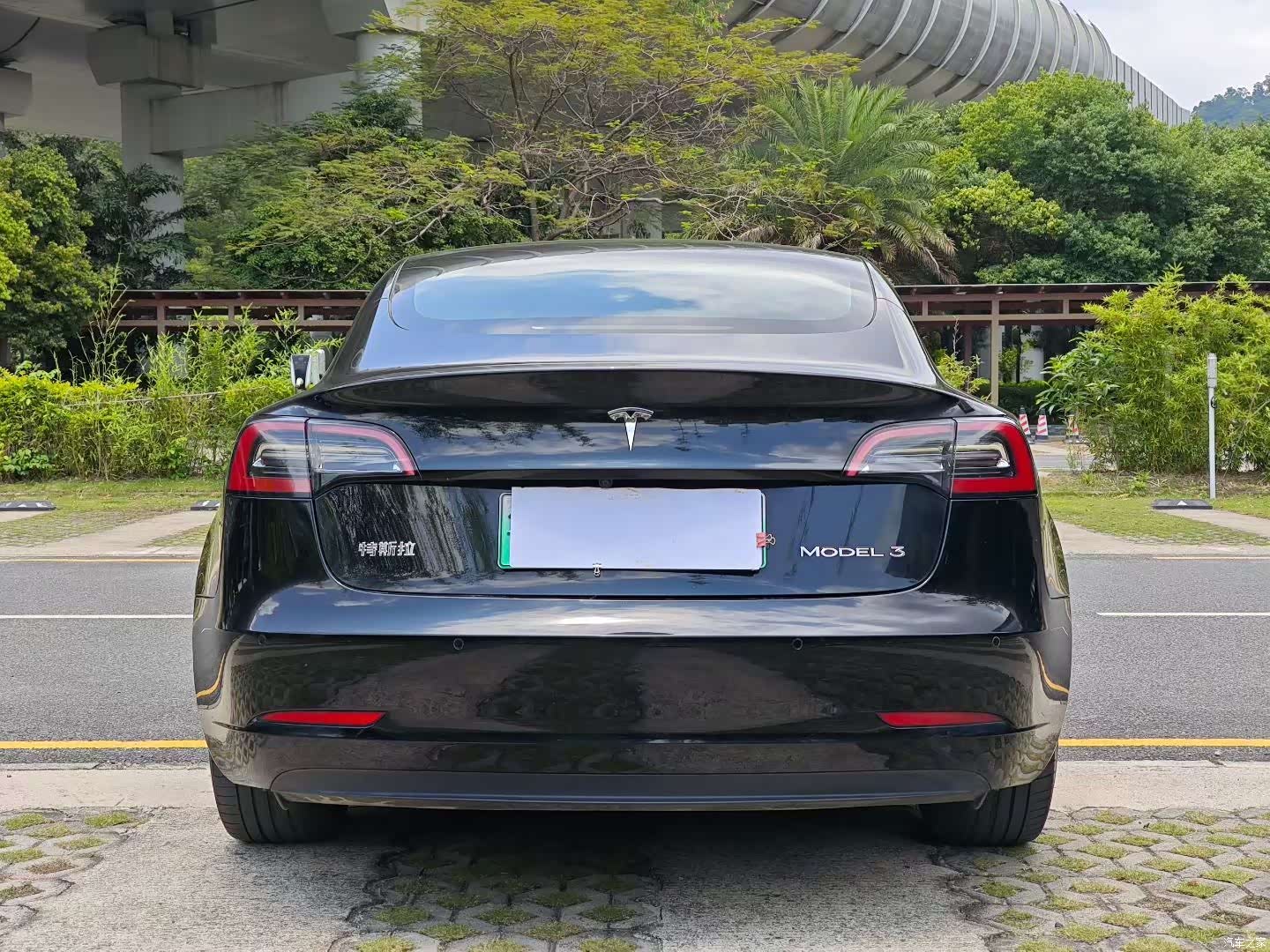Tesla Model 3, 2022 9