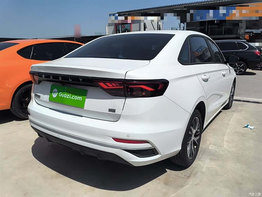 Geely Emgrand, 2023 все фото