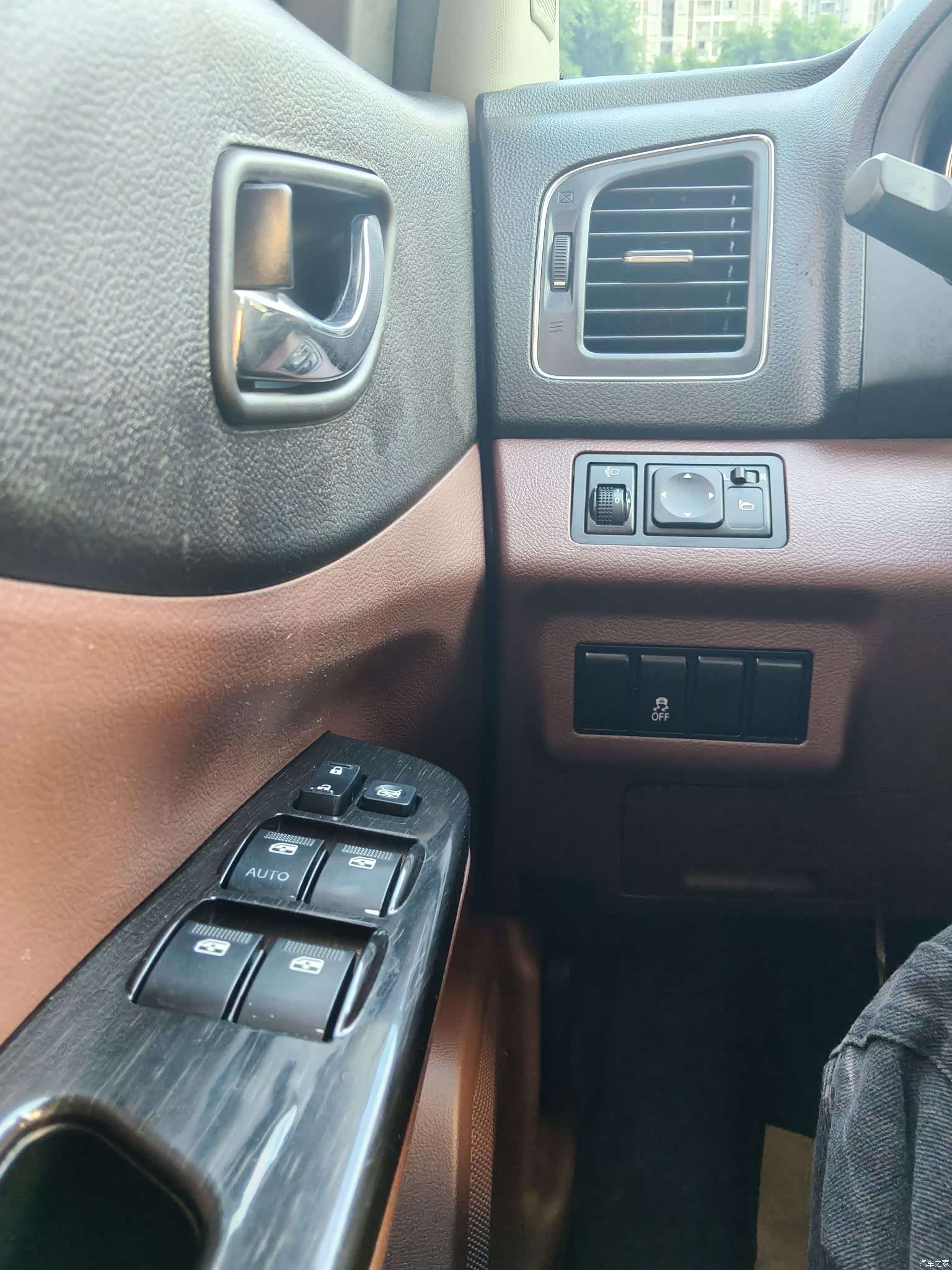 DongFeng SX6, 2016 10