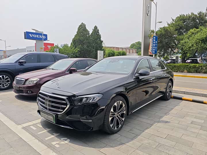 Mercedes-Benz E-Class, 2024 года фото 2