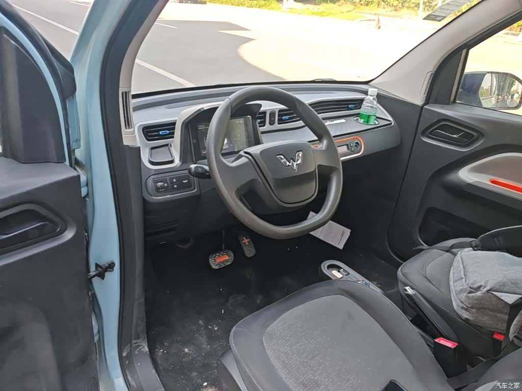 Wuling MINIEV, 2021 10