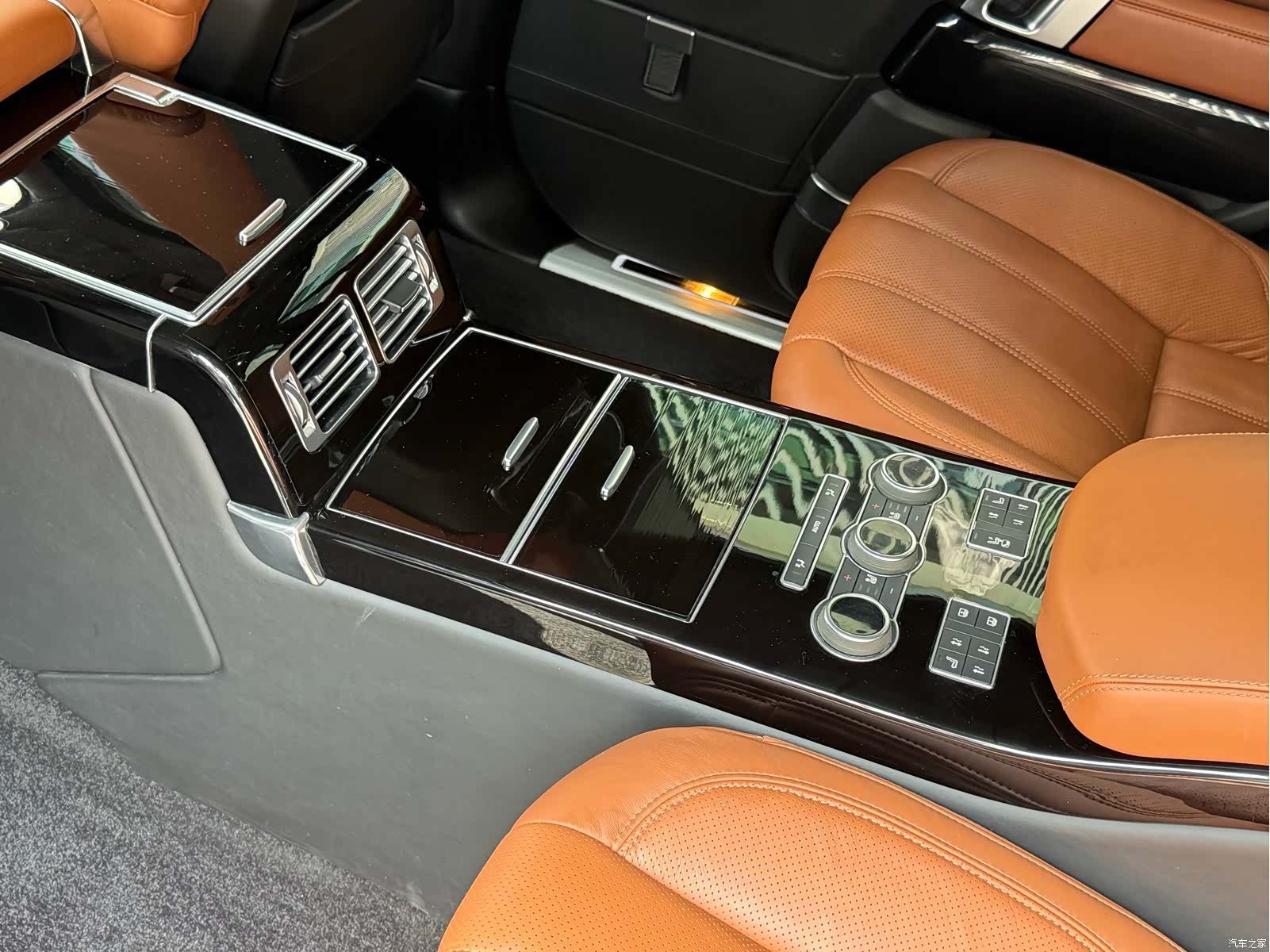 Land Rover Range Rover, 2019 12