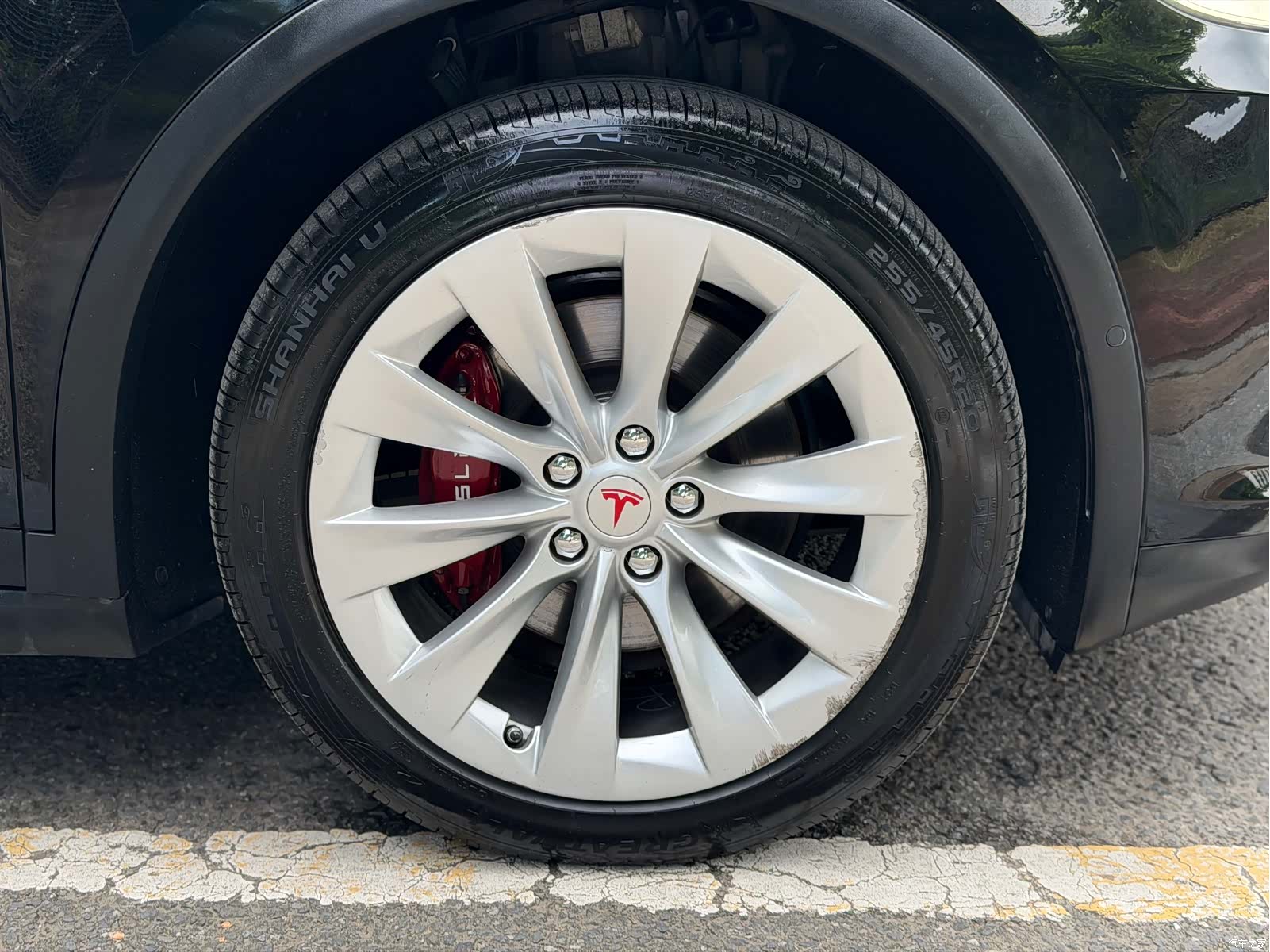 Tesla Model X, 2019 4