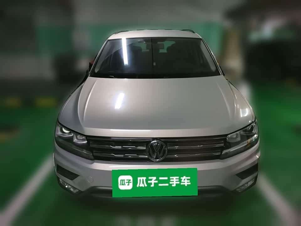 Volkswagen Tiguan L