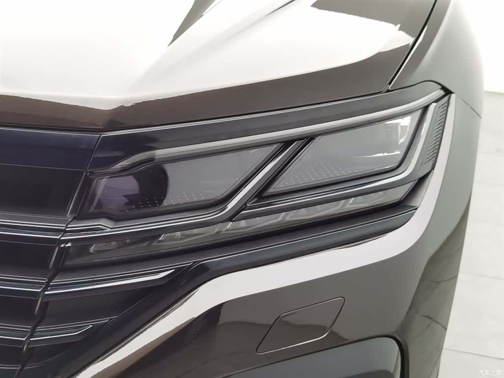 Volkswagen Touareg, 2020 7