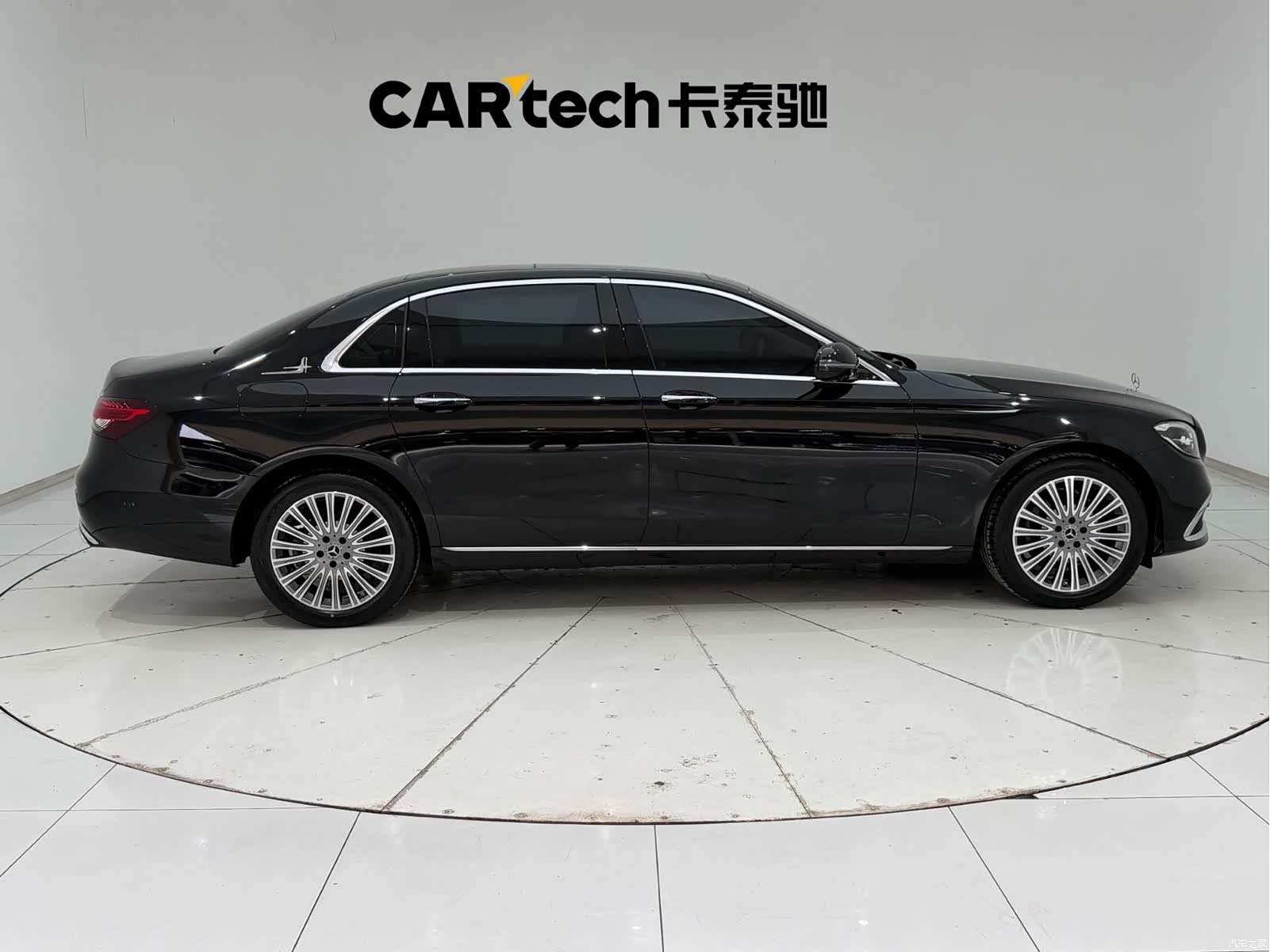 Mercedes-Benz E-Class, 2023 9