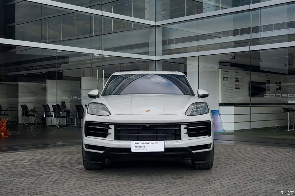 Porsche Cayenne, 2025 2