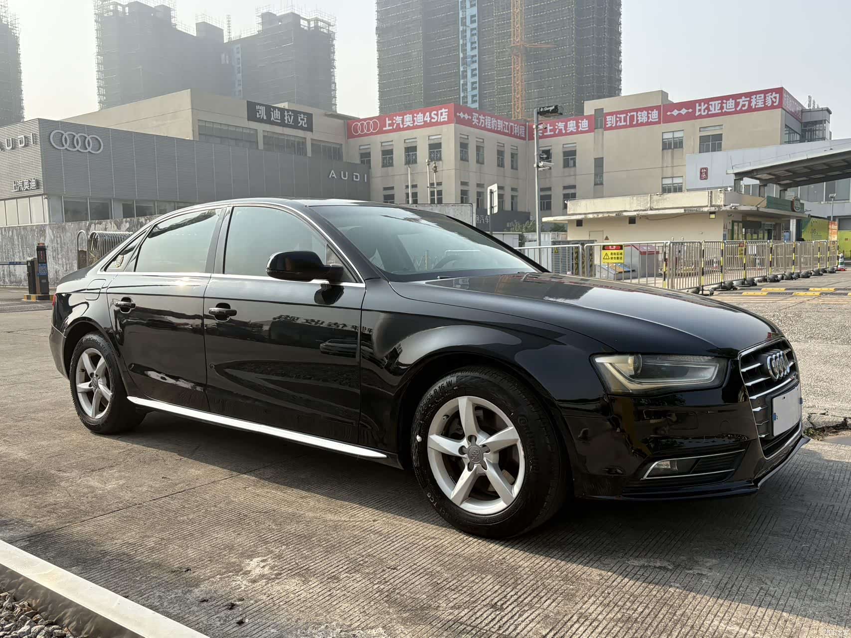 Audi A4L, 2014 3