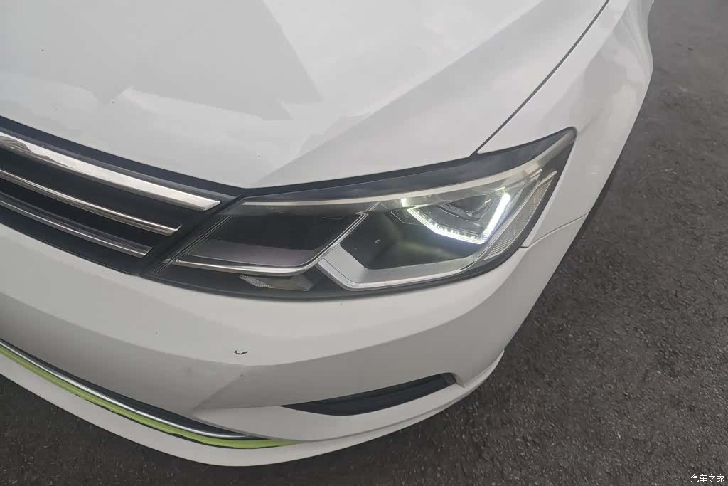 Volkswagen Lamando, 2016 все фото