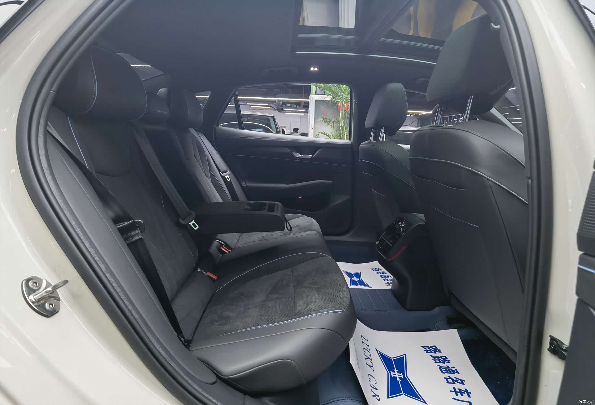 Volkswagen Passat, 2024 9
