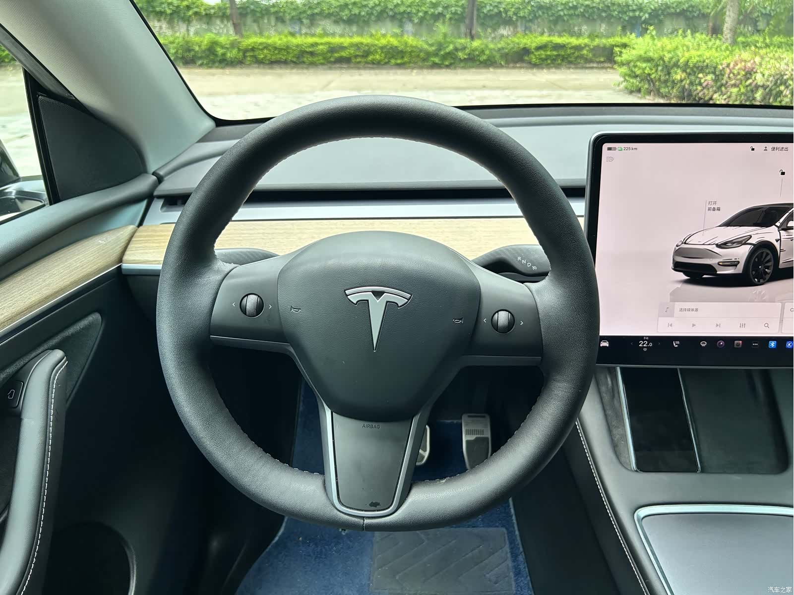 Tesla Model Y, 2022 11