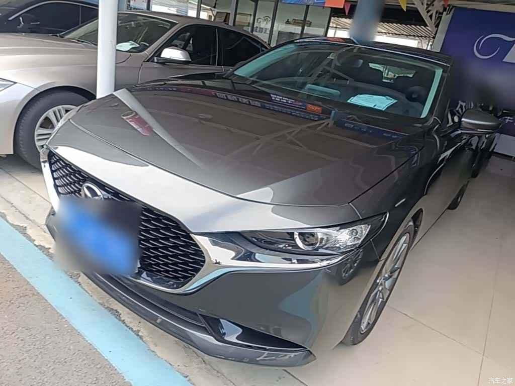 Mazda Mazda3, 2023 1