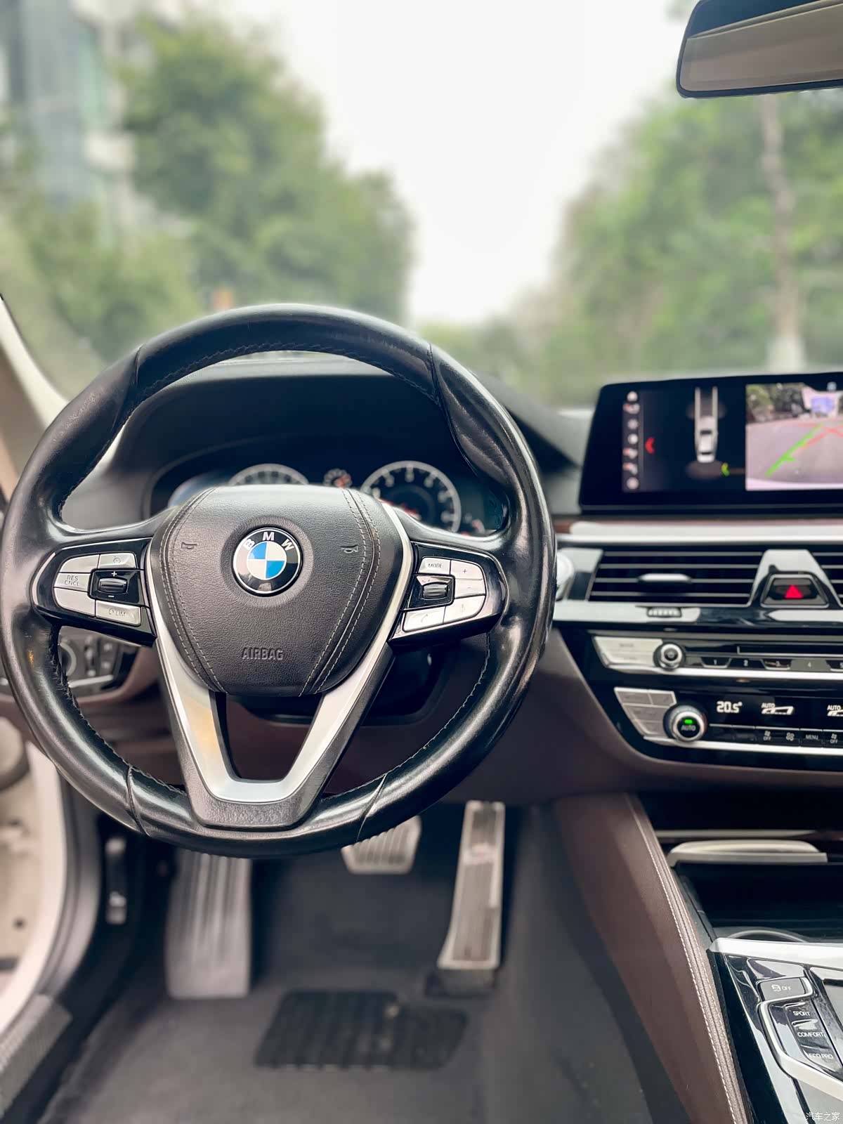 BMW 5 Series, 2019 32