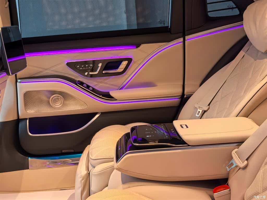 Maybach S-Class, 2024 12