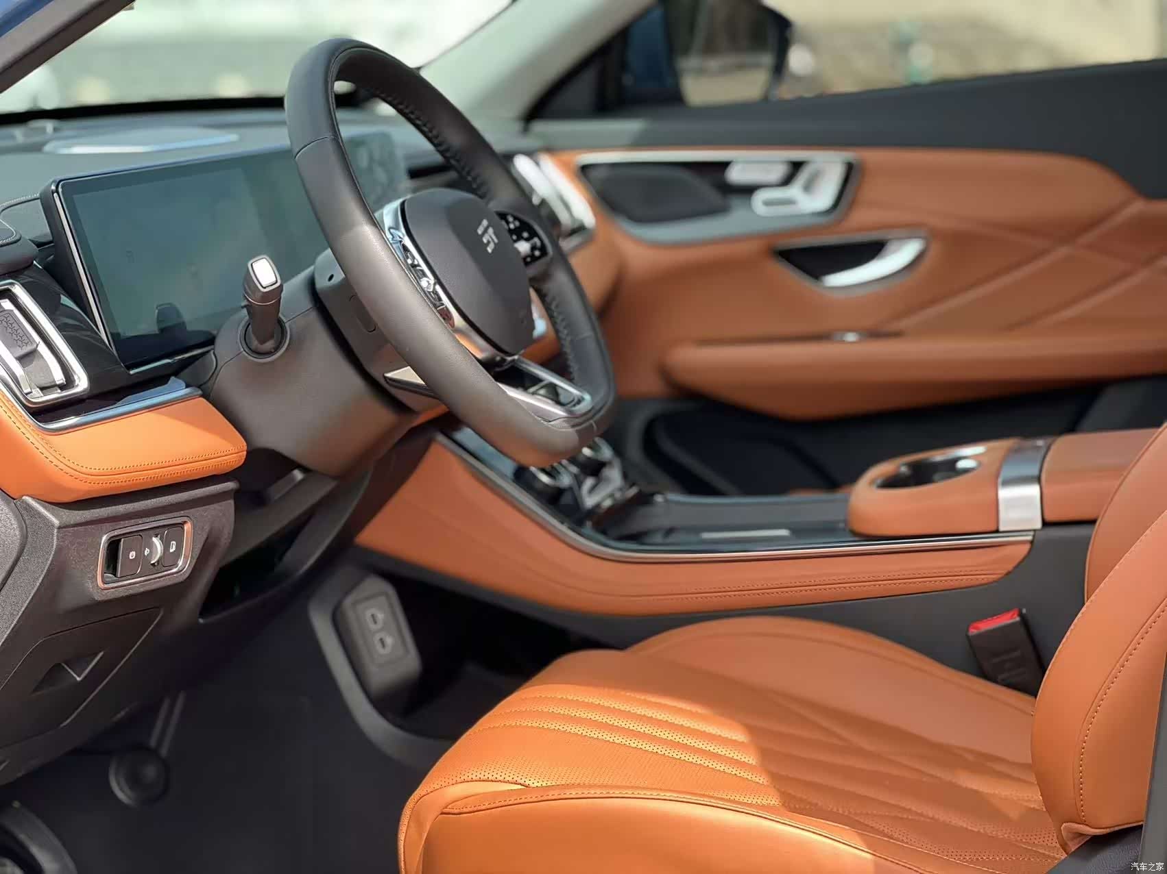 Jetour L7, 2025 7