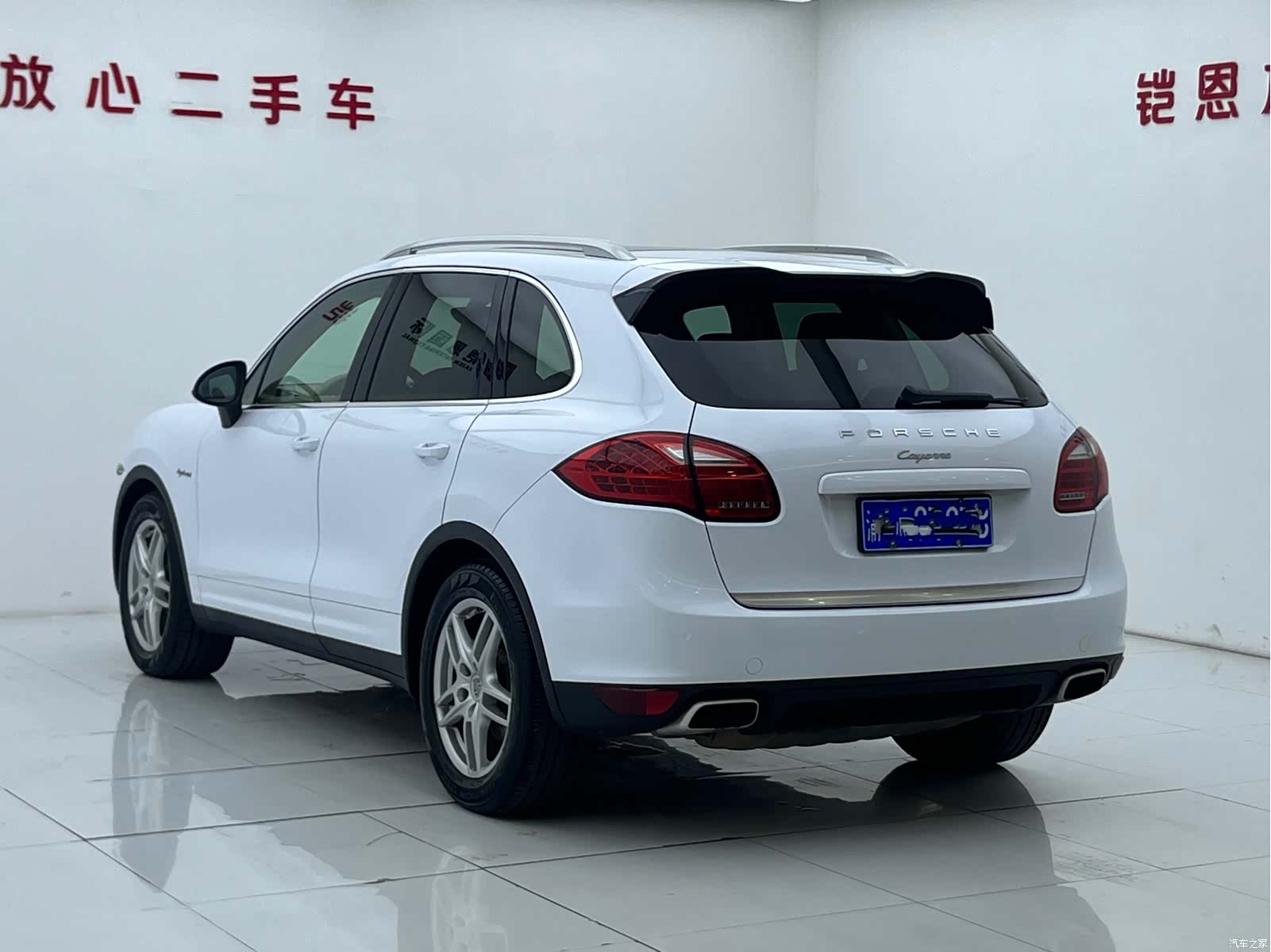 Porsche Cayenne, 2011 14