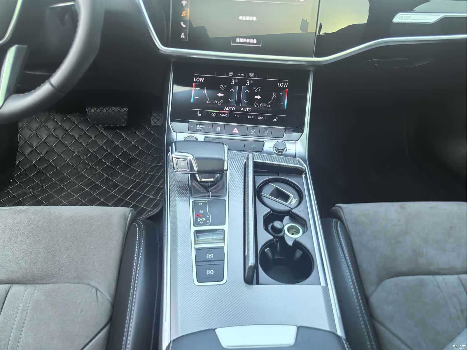 Audi A6L, 2021 10